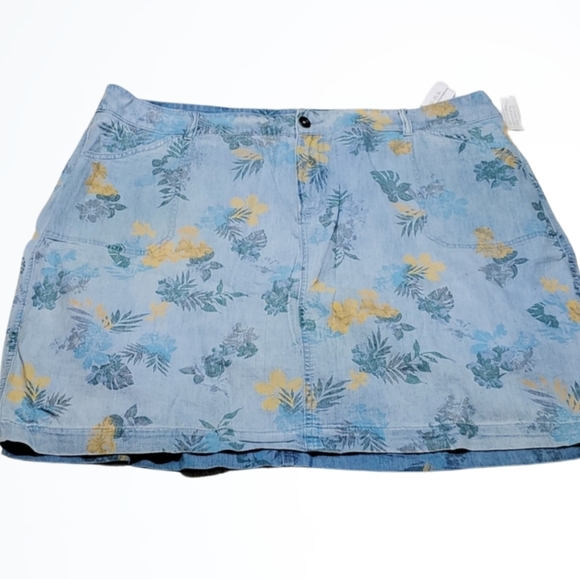 Christopher & Banks Blue Denim Floral Print Skort Size 24W Waist 44 Inches NWT - Picture 1 of 6